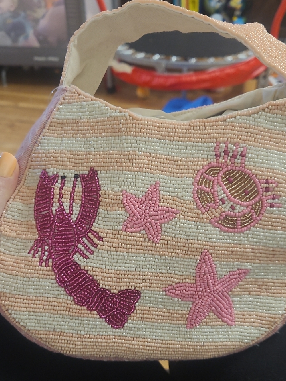 Hand-Beaded Pink Seashell Embroidered Women's Shoulder Bag